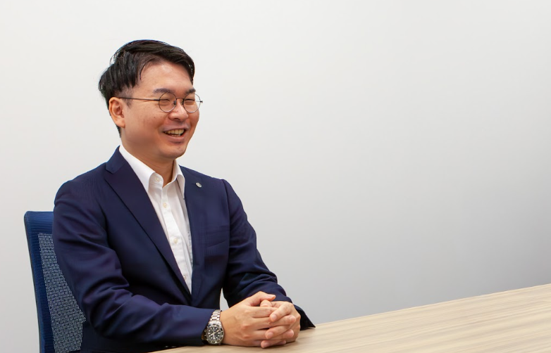 久原本家様のインタビューの様子